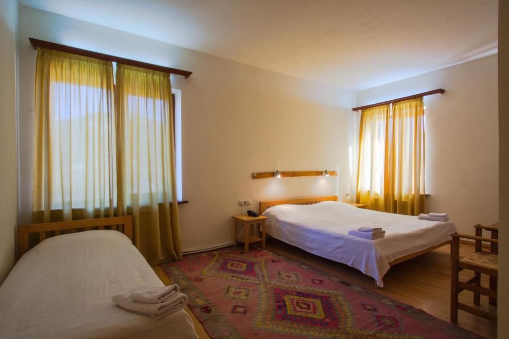 Отель Hotel Mirhav Горис